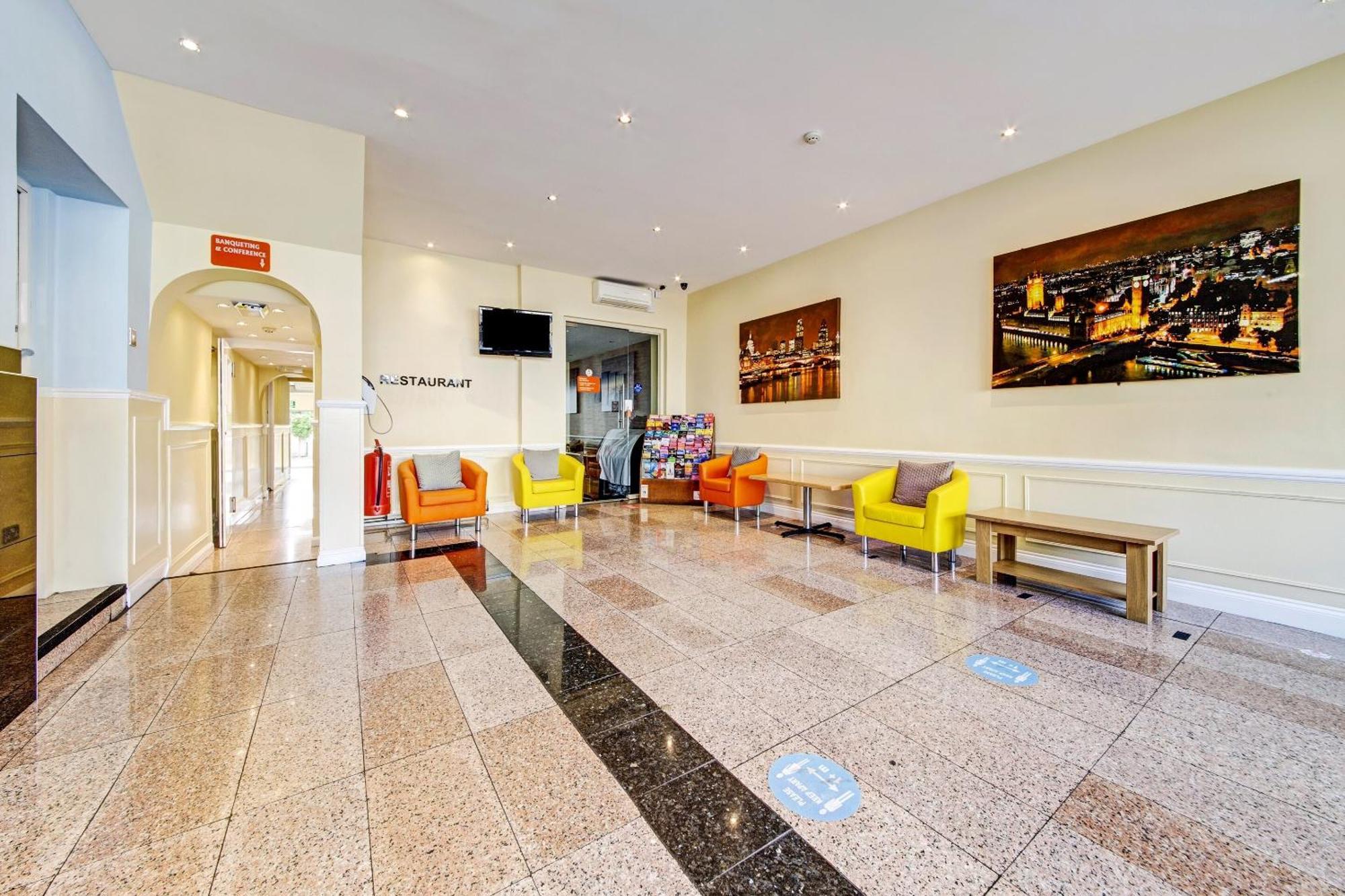 Oyo Bostons Manor Hotel, Hanwell London Greenford  Exterior photo