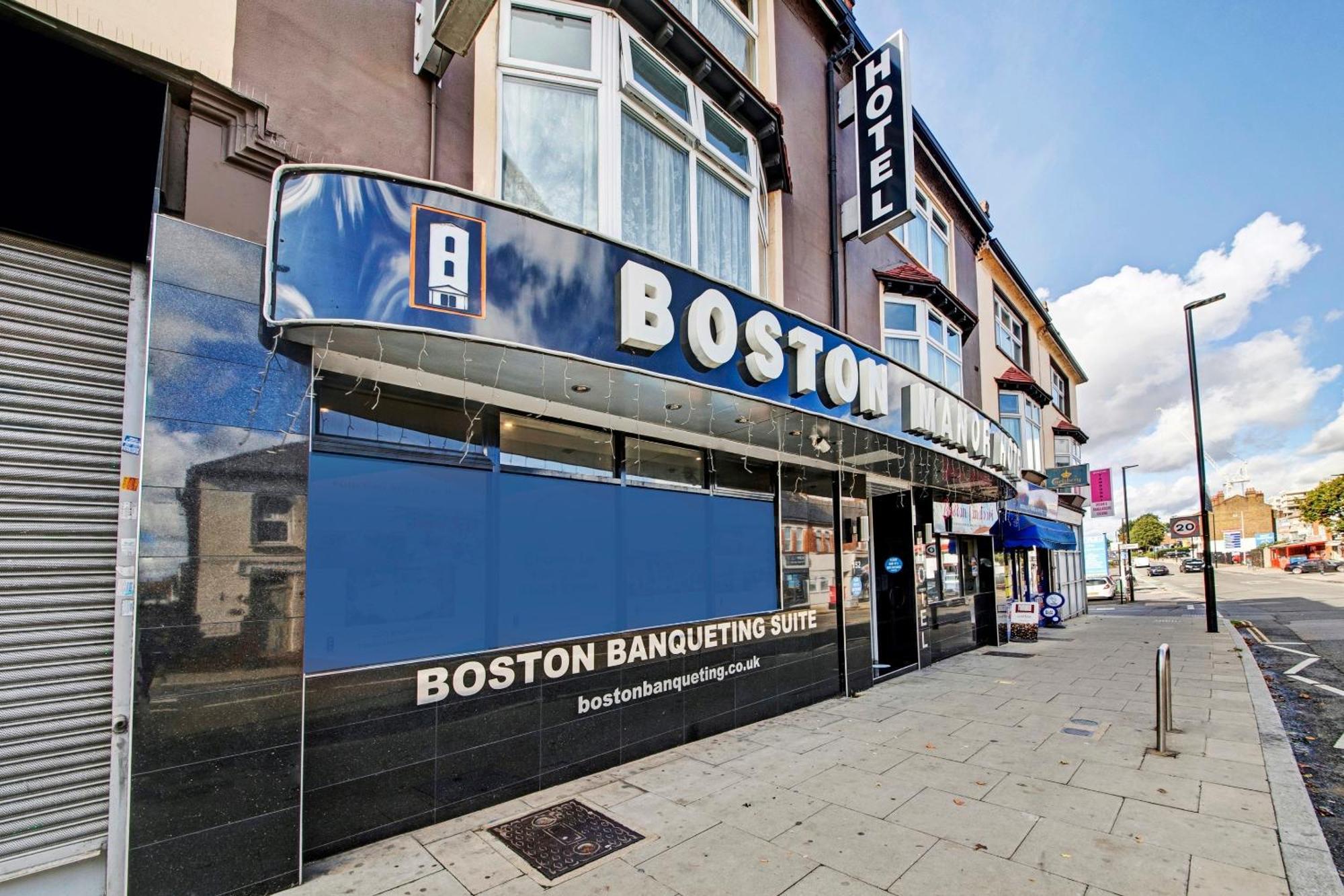 Oyo Bostons Manor Hotel, Hanwell London Greenford  Exterior photo